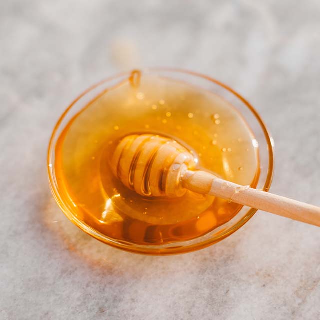 Le miel et ses dérivés en cuisine par Olivier Bourguignon et Xavier Rennotte Horecatel 2022